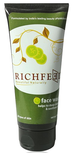 Rich Feel Face wash For Glowing Skin